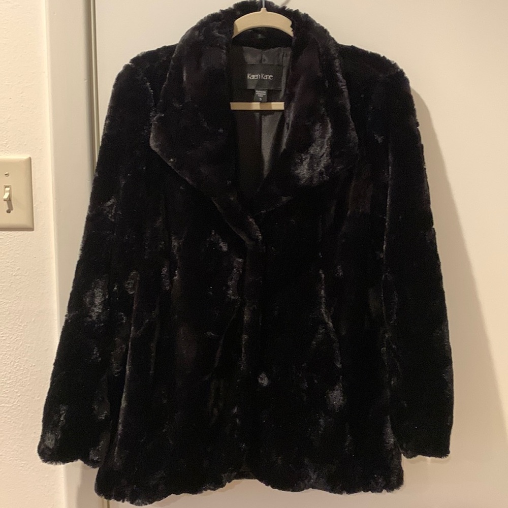 Karen Kane faux fur jacket